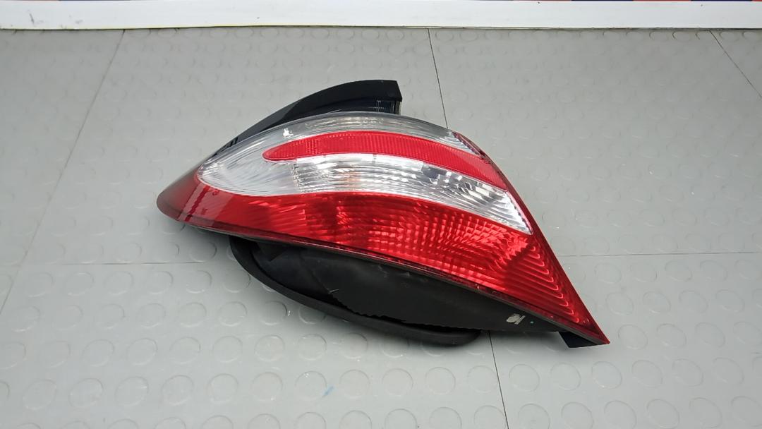 фонарь задний левый Mercedes-Benz C-Класс W204/S204 2006, 2.2 л., D C220 CDI, дизель, АКПП, купе - фото №1