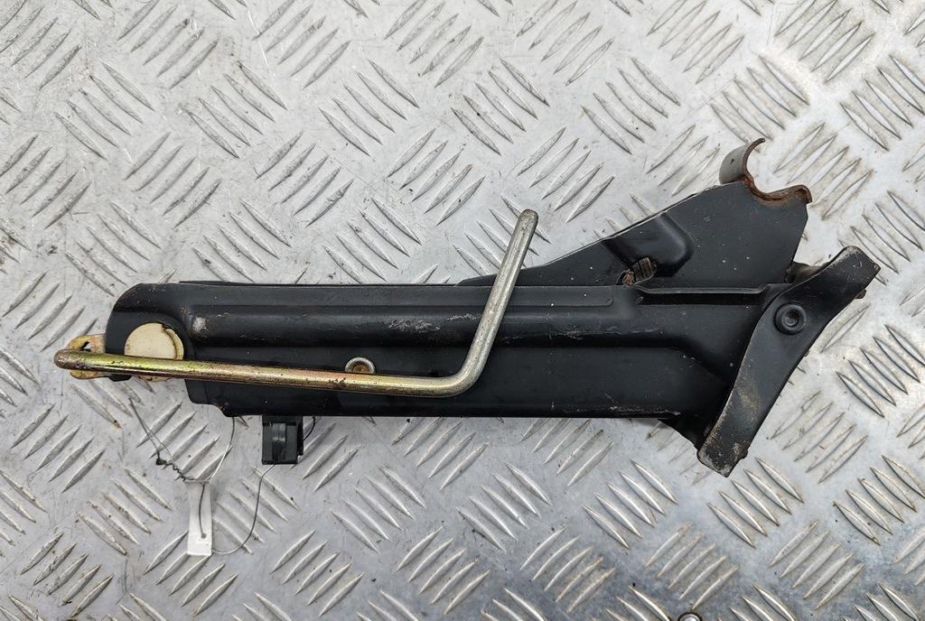 домкрат Volvo S80 1999, 2.0 л., бензин, МКПП, чёрный, седан, 9444887