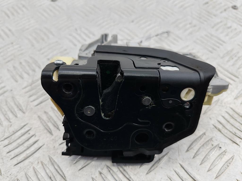 замок двери передней правой Volkswagen Passat B6 2008, 2.0 л., дизель, МКПП, серый, универсал, 3C1837016A - фото №1