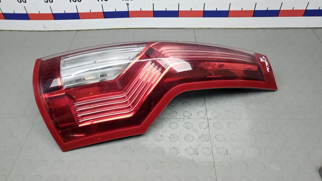 фонарь задний правый Citroen C4 Grand Picasso 1 поколение 2008, 1.8 л., бензин, МКПП, минивэн - фото №1