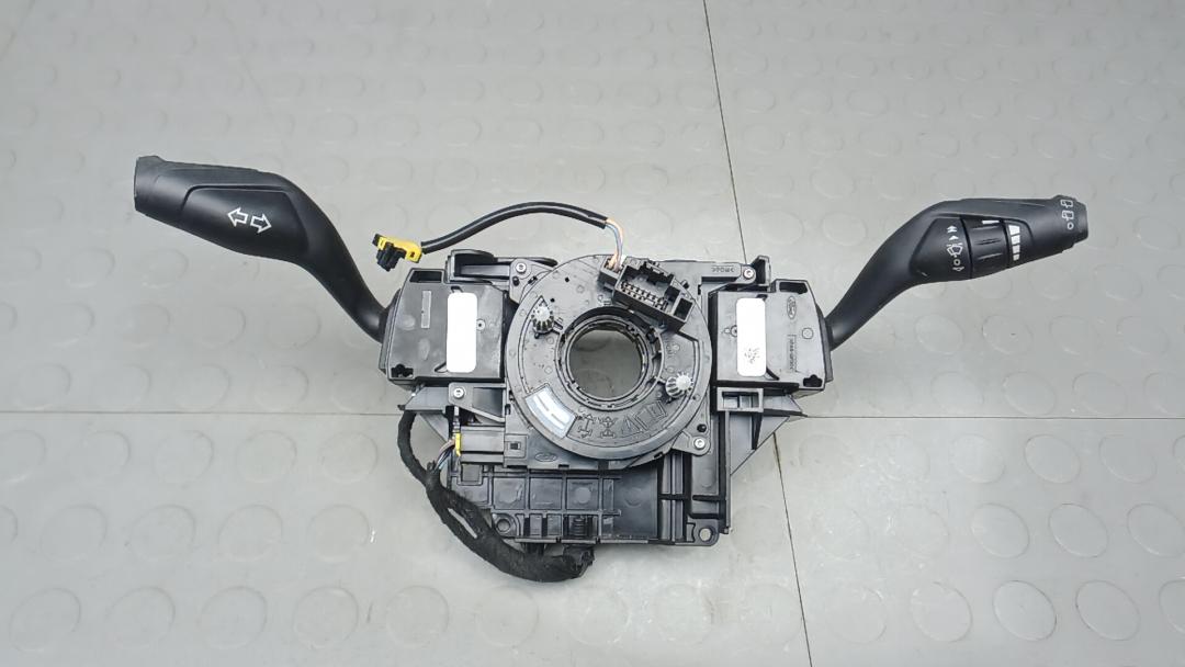 переключатель подрулевой Ford Focus 2012, 1.6 л., бензин, МКПП, хетчбэк 5 дв., AV6T13335AB