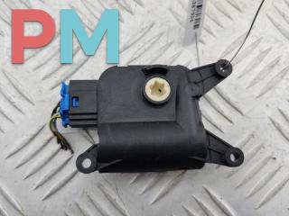 моторчик заслонки печки Volkswagen Passat B6 2005, 2.0 л., бензин, АКПП, чёрный, универсал, 0132801363