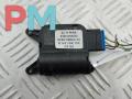 моторчик заслонки печки Volkswagen Passat B6 2006, 2.0 л., дизель, МКПП, чёрный, универсал, 3C1907511A - фото №2