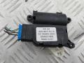 моторчик заслонки печки Volkswagen Passat B6 2009, 1.4 л., бензин, МКПП, чёрный, универсал, 3C0907511A - фото №2