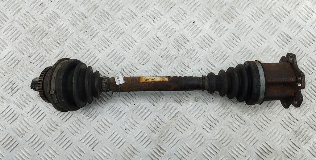 полуось передняя левая (приводной вал, ШРУС) Audi A6 C5 2004, 2.5 л., дизель, АКПП, чёрный, универсал, 4B0407451RX - фото №1