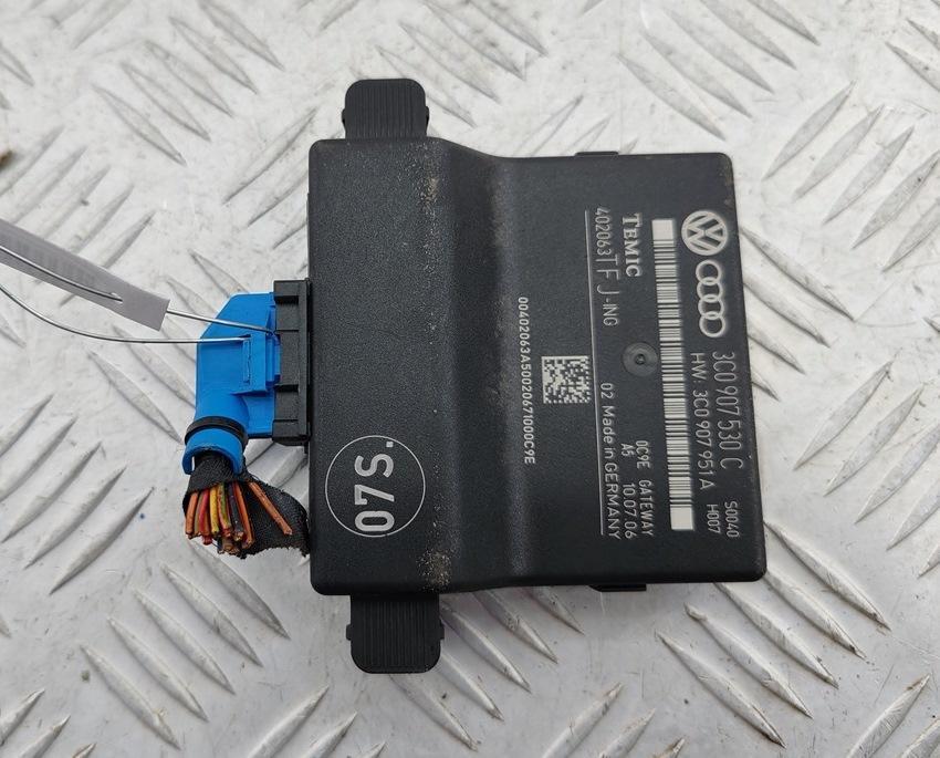 блок комфорта Volkswagen Passat B6 2006, 2.0 л., дизель, МКПП, чёрный, универсал, 3C0907530C