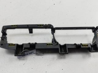 Корпус (держатель) ручки двери передней левой Volkswagen Passat B5 1997, 1.8 л., бензин, МКПП, чёрный, универсал, 3B1867179B