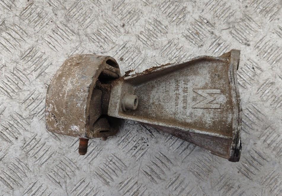 кронштейн КПП Audi A4 B5 1999, 1.8 л., бензин, МКПП, красный, универсал, 8D0399113AB - фото №1