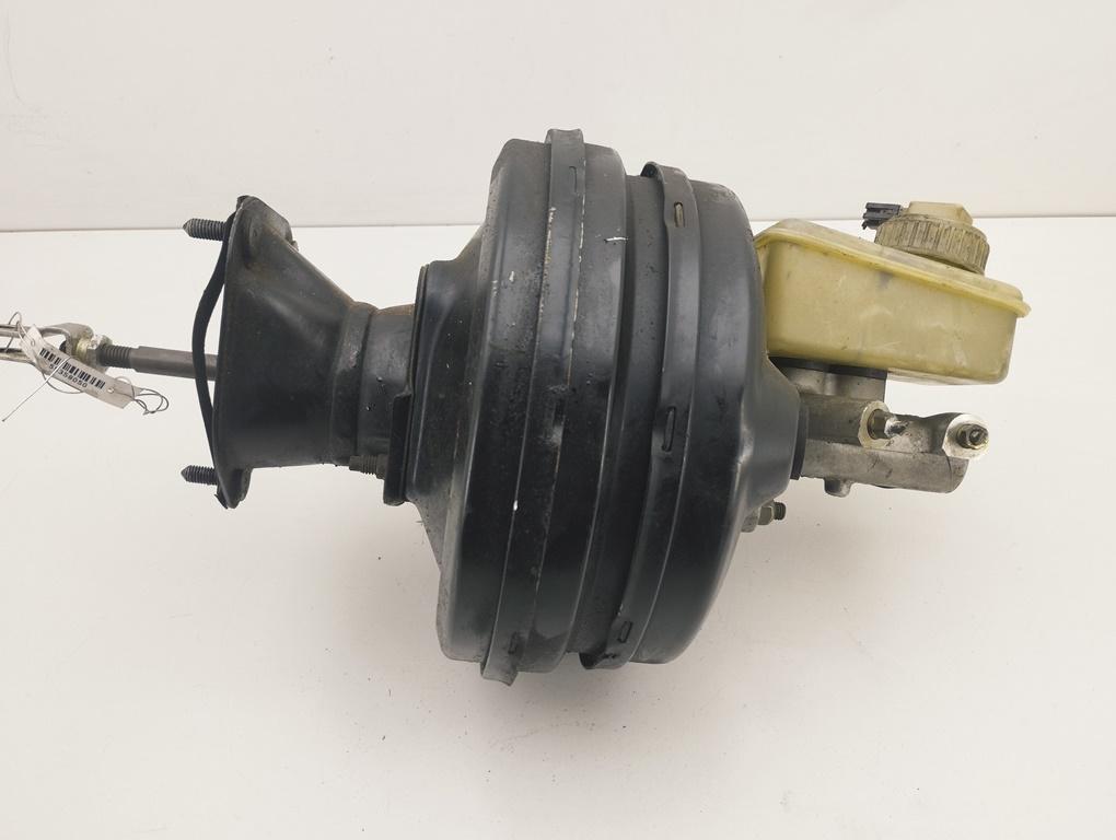 вакуумный усилитель тормозов Opel Omega B 1999, 2.0 л., бензин, МКПП, зелёный, универсал - фото №1