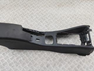 подлокотник Renault Megane 3 поколение 2009, 1.4 л., бензин, МКПП, белый, хетчбэк 5 дв., 969100019R