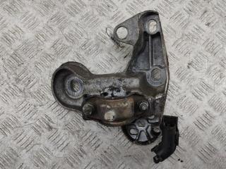 кронштейн (крепление) Audi A4 B6 2001, 2.0 л., бензин, АКПП, серый, седан, 8E0199352