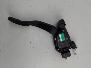 педаль Mitsubishi Colt 6 поколение (Z20/Z30) 2007, 1.5 л., дизель, робот, синий, хетчбэк 5 дв., MR955216