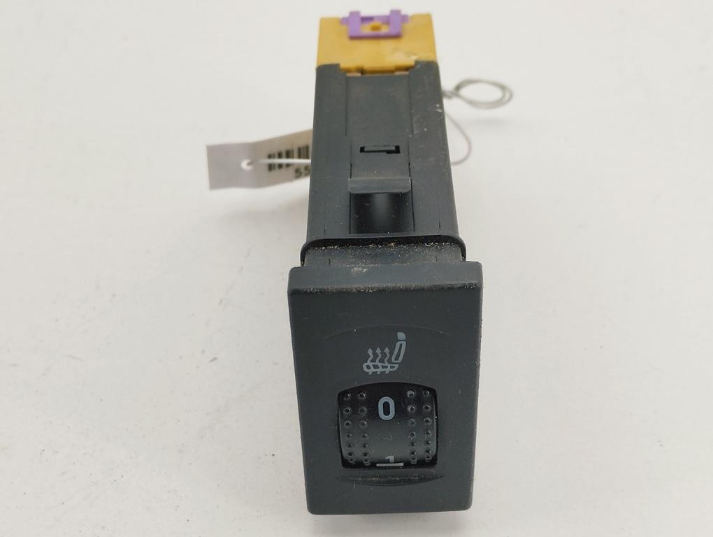 кнопка обогрева сидений Volkswagen Sharan 2004, 1.8 л., бензин, МКПП, чёрный, минивэн, 7M3963564