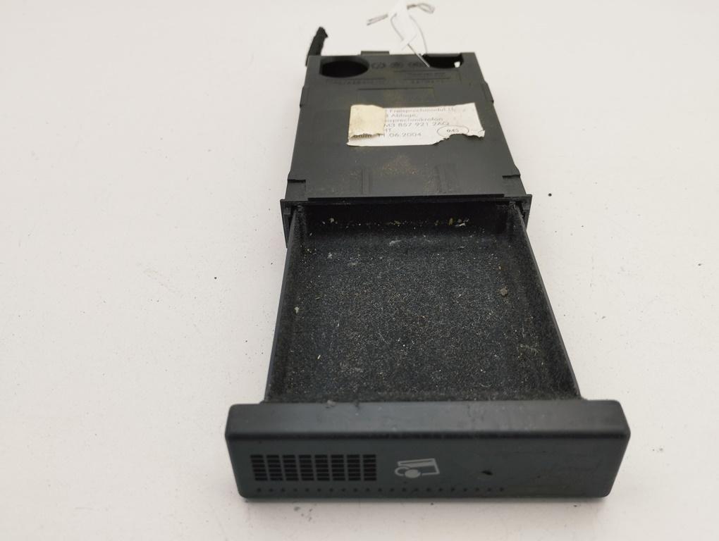 подстаканник Volkswagen Sharan 2004, 1.8 л., бензин, МКПП, чёрный, минивэн, 7M38579212AQ