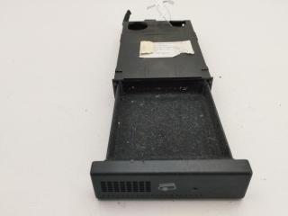 подстаканник Volkswagen Sharan 2004, 1.8 л., бензин, МКПП, чёрный, минивэн, 7M38579212AQ
