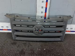 решетка радиатора Volkswagen Crafter 1 поколение 2009, 2.5 л., D BlueTDI, дизель, МКПП, микроавтобус