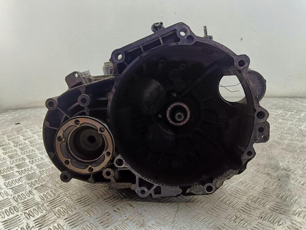МКПП Volkswagen Passat B6 2008, 2.0 л., дизель, МКПП, синий, универсал, KNS - фото №1