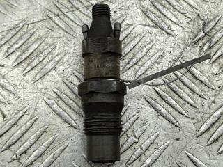 форсунка Volkswagen Transporter T4 1992, 2.4 л., дизель, МКПП, белый, микроавтобус, 068130202