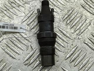 форсунка Volkswagen Transporter T4 1992, 2.4 л., дизель, МКПП, белый, микроавтобус, 068130202
