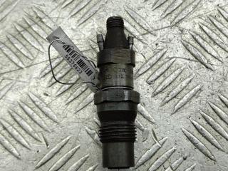 форсунка Volkswagen Transporter T4 1992, 2.4 л., дизель, МКПП, белый, микроавтобус, 068130202