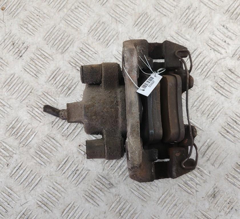 суппорт задний правый Volvo V70 2001, 2.3 л., бензин, АКПП, чёрный, универсал