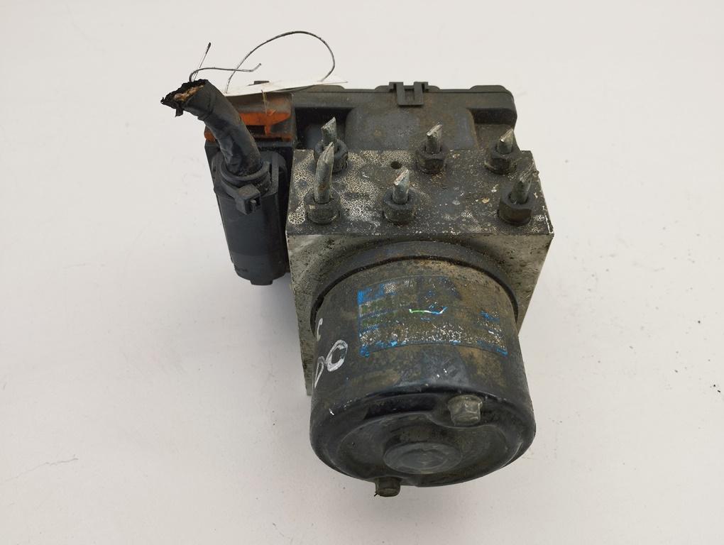 блок ABS Hyundai Santa Fe 2001, 2.0 л., дизель, МКПП, коричневый, внедорожник 5 дв., 9566026300