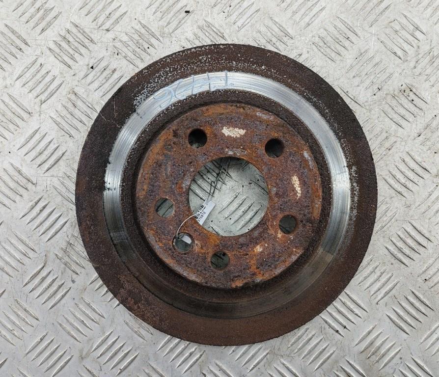 диск тормозной задний Volkswagen Transporter T4 1996, 2.4 л., дизель, МКПП, красный, микроавтобус - фото №1