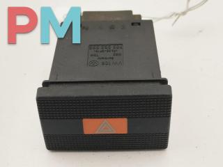 кнопка аварийной сигнализации Volkswagen Transporter T4 1996, 2.4 л., дизель, МКПП, красный, микроавтобус, 703953235