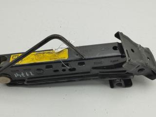 домкрат Ford Focus 1 поколение [рестайлинг] 2003, 1.6 л., i, бензин, МКПП, серый, универсал, 98AB17080CB