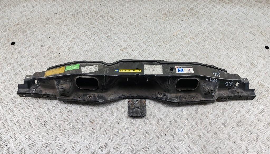 Рамка радиатора Peugeot Boxer 2009, 3.0 л., дизель, МКПП, белый, микроавтобус