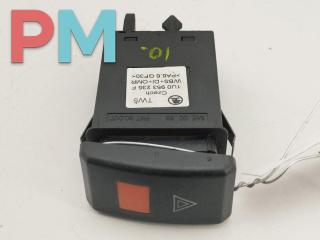 кнопка аварийной сигнализации Skoda Octavia mk1 (A4 1U) 1998, 1.6 л., бензин, МКПП, зелёный, универсал, 1U6953235F