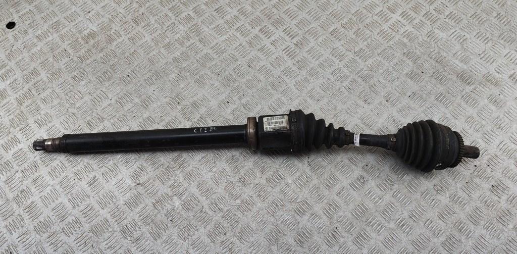 полуось передняя правая (приводной вал, ШРУС) Volvo V70 2001, 2.3 л., бензин, АКПП, чёрный, универсал