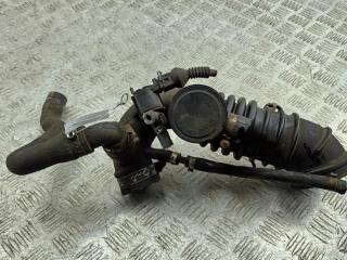 патрубок воздушного фильтра Volkswagen Passat B5 1997, 1.8 л., бензин, 058133356A