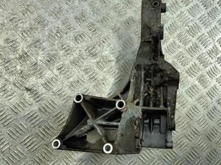 кронштейн гидроусилителя Volkswagen LT 2 поколение 1998, 2.5 л., дизель, МКПП, зелёный, микроавтобус, 074145169D