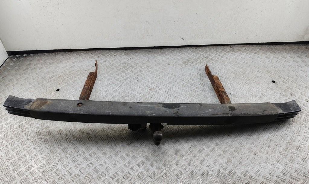 прицепное устройство (фаркоп) Volkswagen Transporter T4 1992, 2.4 л., дизель, МКПП, белый, микроавтобус - фото №1