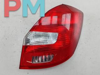фонарь задний правый Skoda Fabia 2 поколение (5J) [рестайлинг] 2010, 1.2 л., бензин, МКПП, синий, хетчбэк 5 дв., 5J6945112