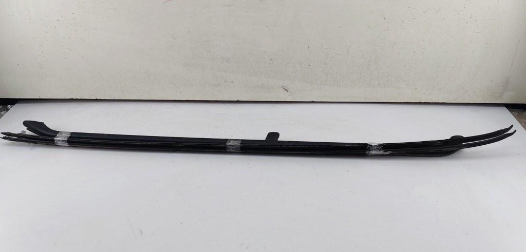 дуги на крышу (рейлинги) Volkswagen Passat B4 1995, 1.8 л., бензин, МКПП, красный, универсал, 333860025A, 333860026A