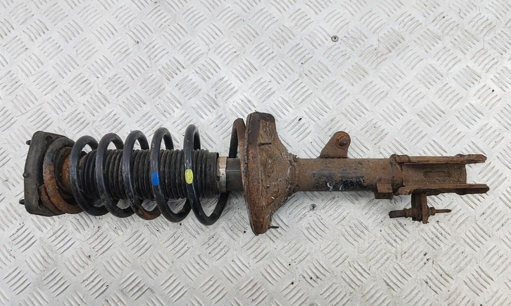 стойка передняя Hyundai Matrix 2006, 1.6 л., бензин, МКПП, зелёный, хетчбэк 5 дв., 55351-17600
