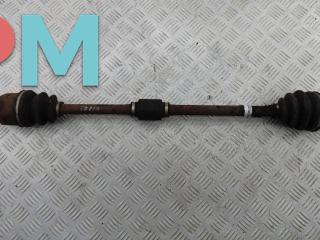 полуось передняя правая (приводной вал, ШРУС) Hyundai Matrix 1 поколение [рестайлинг] 2006, 1.6 л., бензин, МКПП, зелёный, хетчбэк 5 дв.