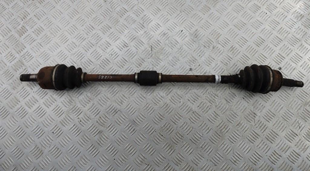 полуось передняя правая (приводной вал, ШРУС) Hyundai Matrix 2006, 1.6 л., бензин, МКПП, зелёный, хетчбэк 5 дв.