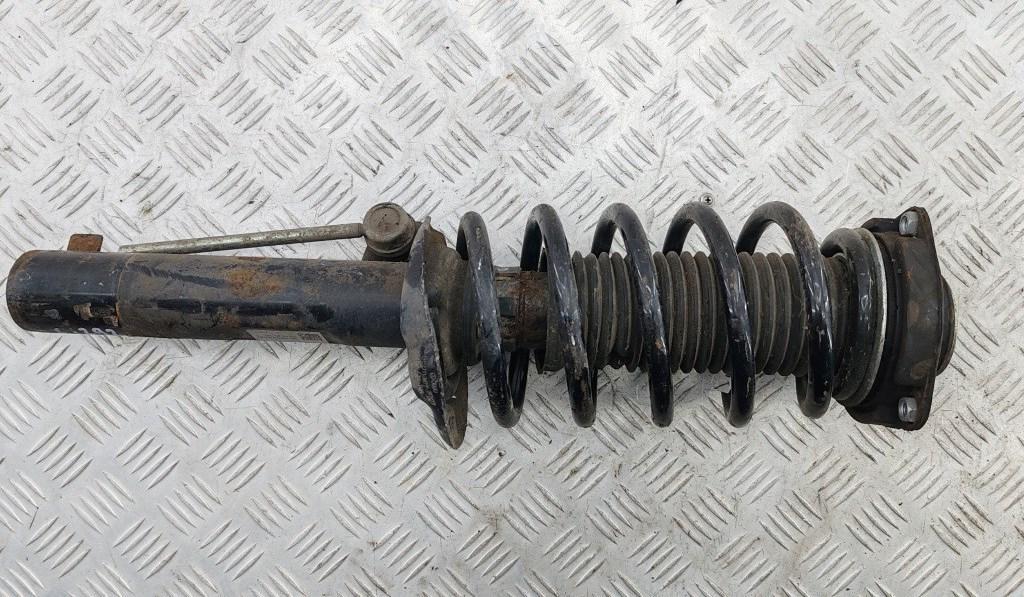 стойка передняя Volkswagen Caddy 2006, 2.0 л., бензин, МКПП, красный, фургон, 1T0413031HQ