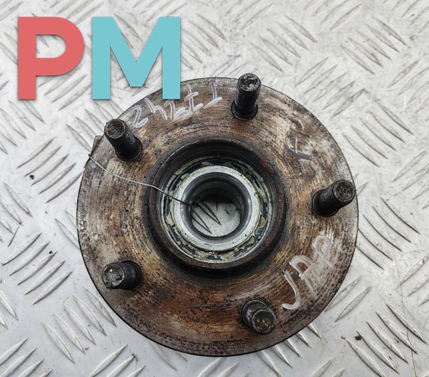 ступица задняя левая Nissan Primera P12 2006, 1.8 л., бензин, МКПП, чёрный, универсал - фото №1