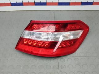фонарь задний правый Mercedes-Benz E-Класс W212/S212/C207/A207 2011, 2.2 л., D CDi BlueTec, дизель, АКПП, седан