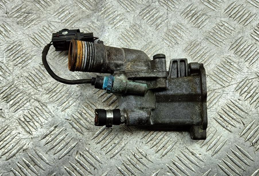 корпус термостата Volvo V70 2001, 2.3 л., бензин, АКПП, чёрный, универсал, 3531391, 9497484