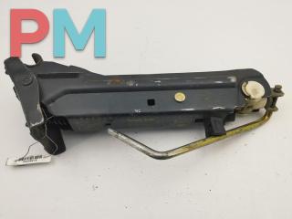 домкрат Volvo V70 2 поколение 2001, 2.3 л., бензин, АКПП, чёрный, универсал, 9444887