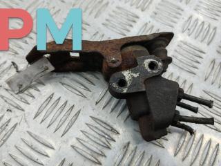 распределитель тормозной силы Volkswagen Transporter T4 1996, 2.4 л., дизель, МКПП, красный, микроавтобус