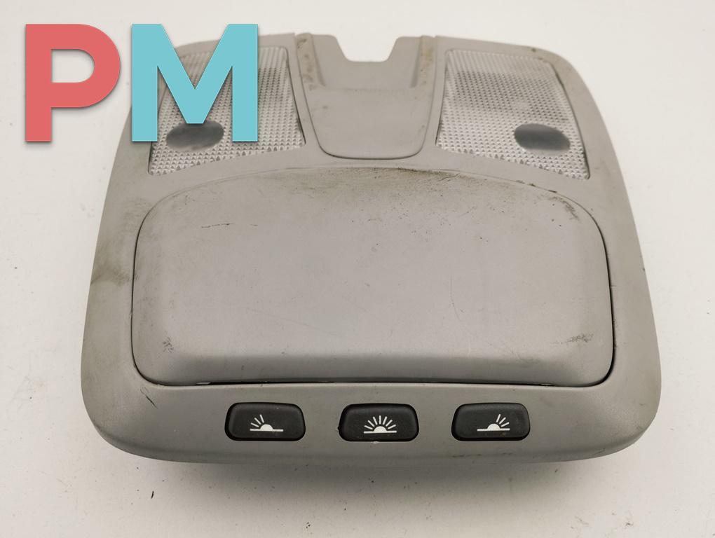фонарь салона (плафон) Volvo V70 2 поколение 2002, 2.4 л., дизель, АКПП, серый, универсал, 8637559 - фото №1