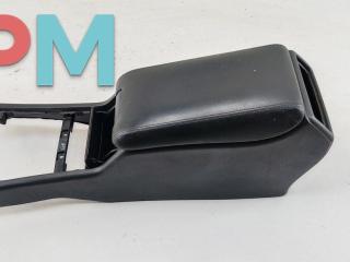 подлокотник Mercedes-Benz E-Класс W210/S210 [рестайлинг] 2000, 2.0 л., бензин, МКПП, чёрный, универсал, 9300305