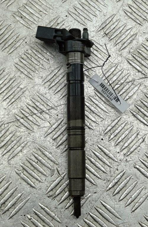 форсунка Volkswagen Passat B6 2009, 2.0 л., дизель, АКПП, серый, универсал, 03L130277, 0445116030