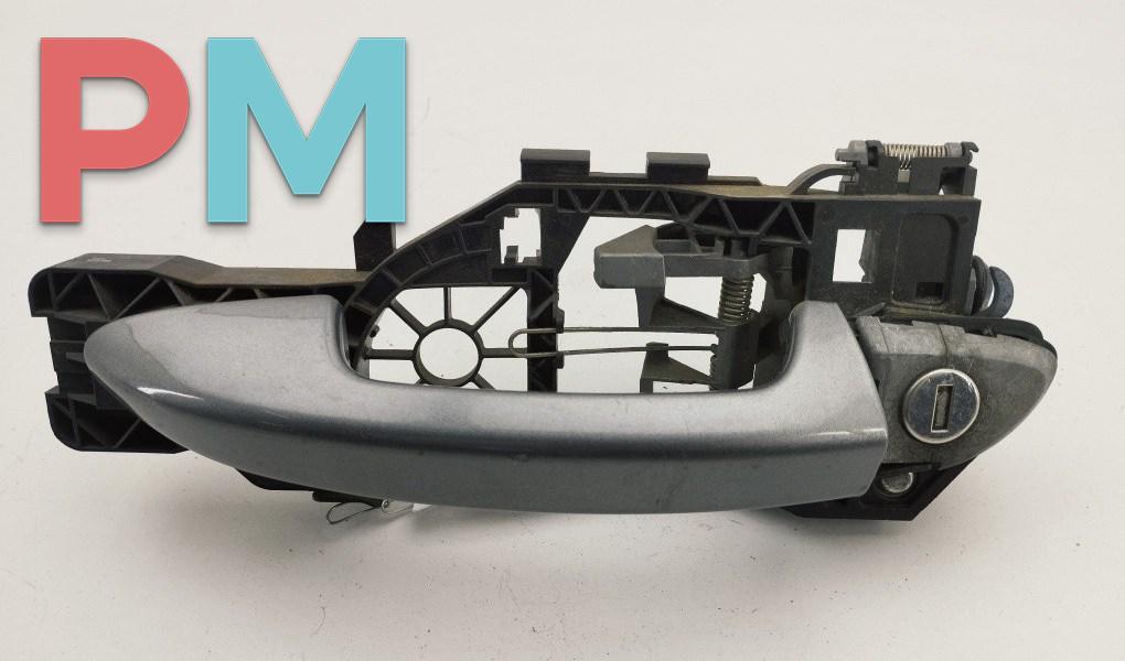 ручка наружная передняя левая Volkswagen Passat B6 2008, 2.0 л., дизель, МКПП, серый, универсал, 3C0837885H - фото №1